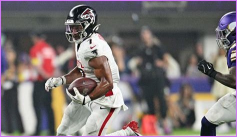 Who Is Bijan Robinson? Learn Everything About Football Player